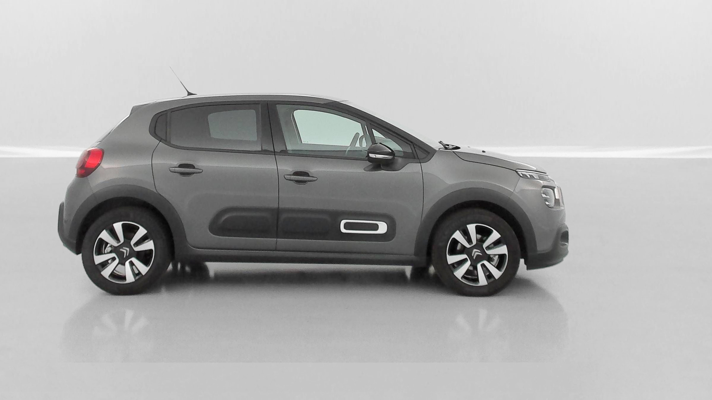Vente en ligne Citroën C3 C3 III 1.2 PureTech 110ch Max au prix de 14 210 €