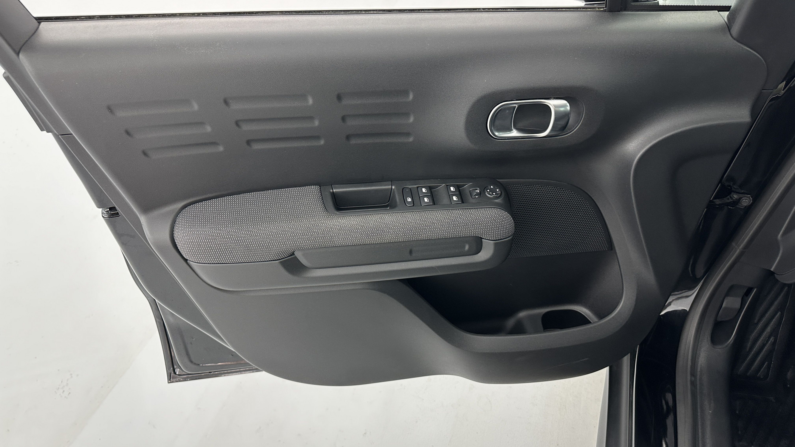 Vente en ligne Citroën C3 Aircross C3 AIRCROSS 1.2 PureTech 110ch Plus au prix de 17 800 €