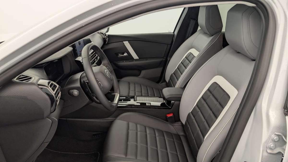 Vente en ligne Citroën C4 Hybride 145 e-DCS6 Max au prix de 22 950 €