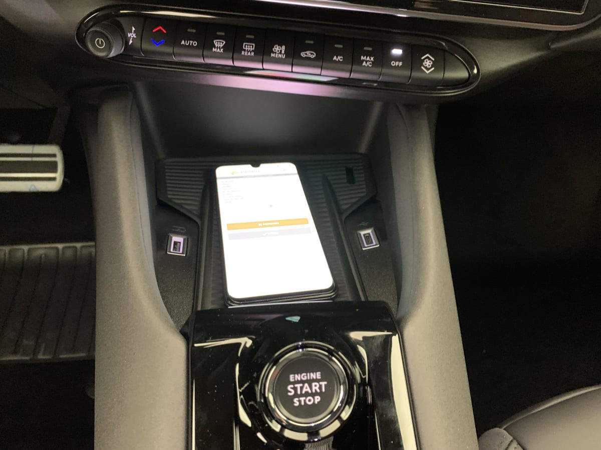 Vente en ligne Alfa Romeo Junior 1.2 Ibrida 145 ch e-DCT6 Ti au prix de 29 960 €