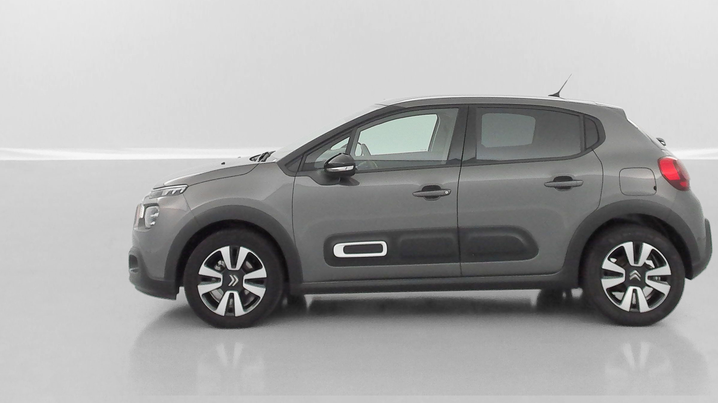 Vente en ligne Citroën C3 C3 III 1.2 PureTech 110ch Max au prix de 14 210 €