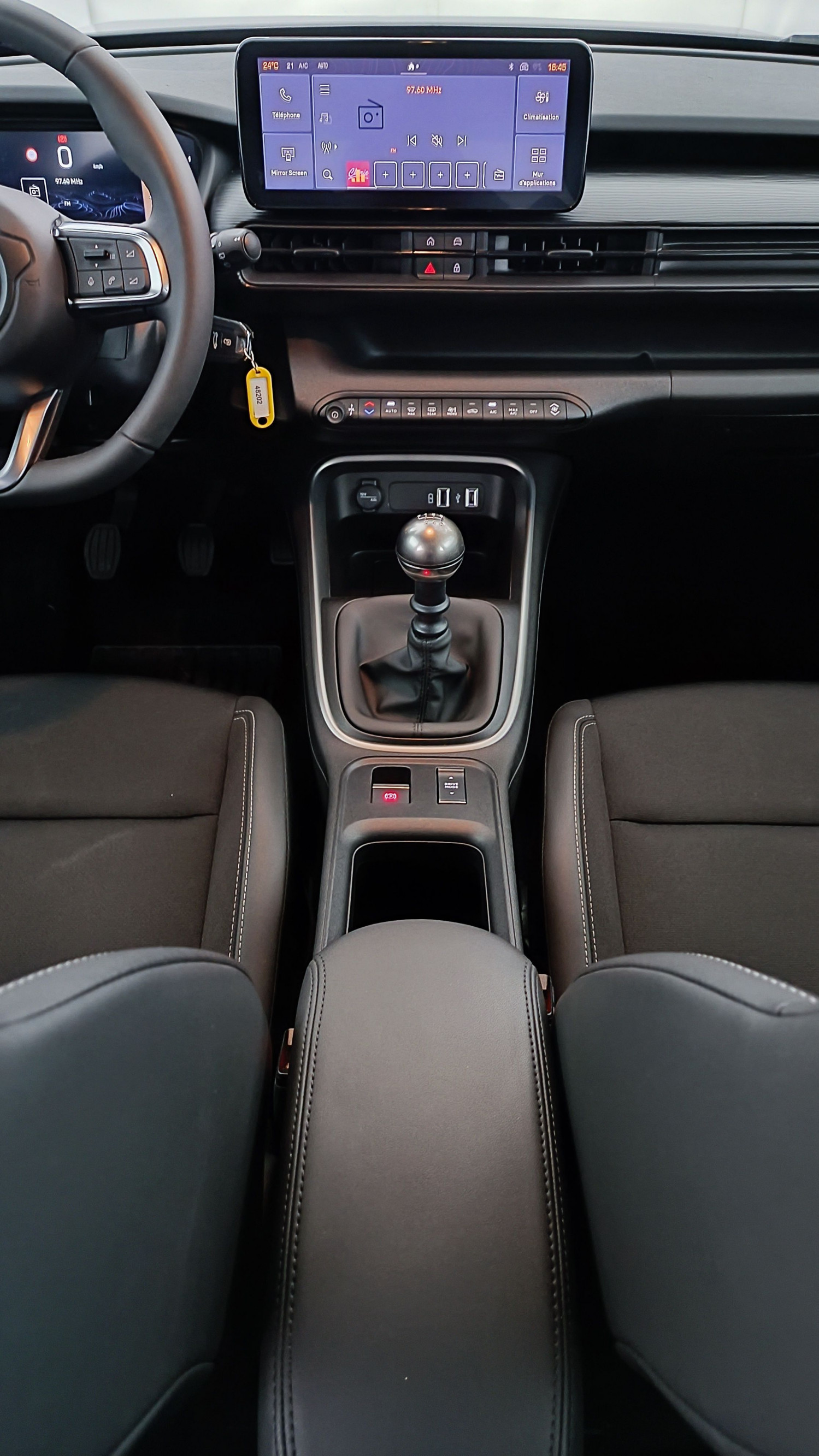 Vente en ligne Jeep Avenger AVENGER 1.2 T3 100ch Altitude au prix de 21 200 €