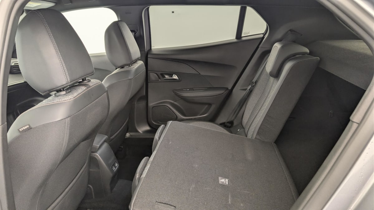 Vente en ligne Peugeot 2008 Hybrid 145 e-DCS6 Allure au prix de 22 330 €