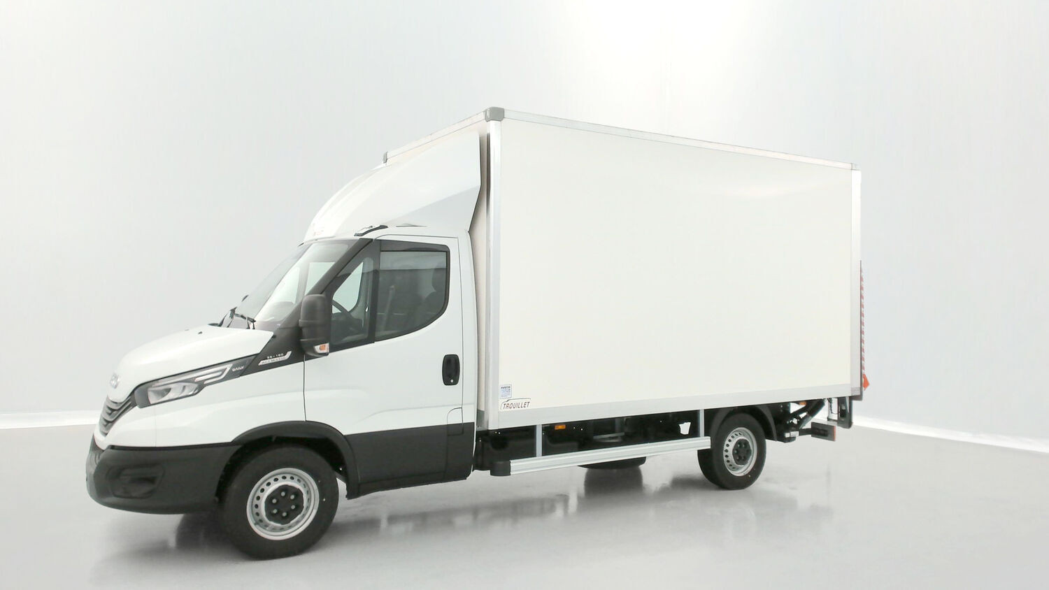 Vente en ligne Iveco Daily DAILY III 35S16HA8 4100 3.0 160ch Caisse Trouillet 20m³ au prix de 59 120 €