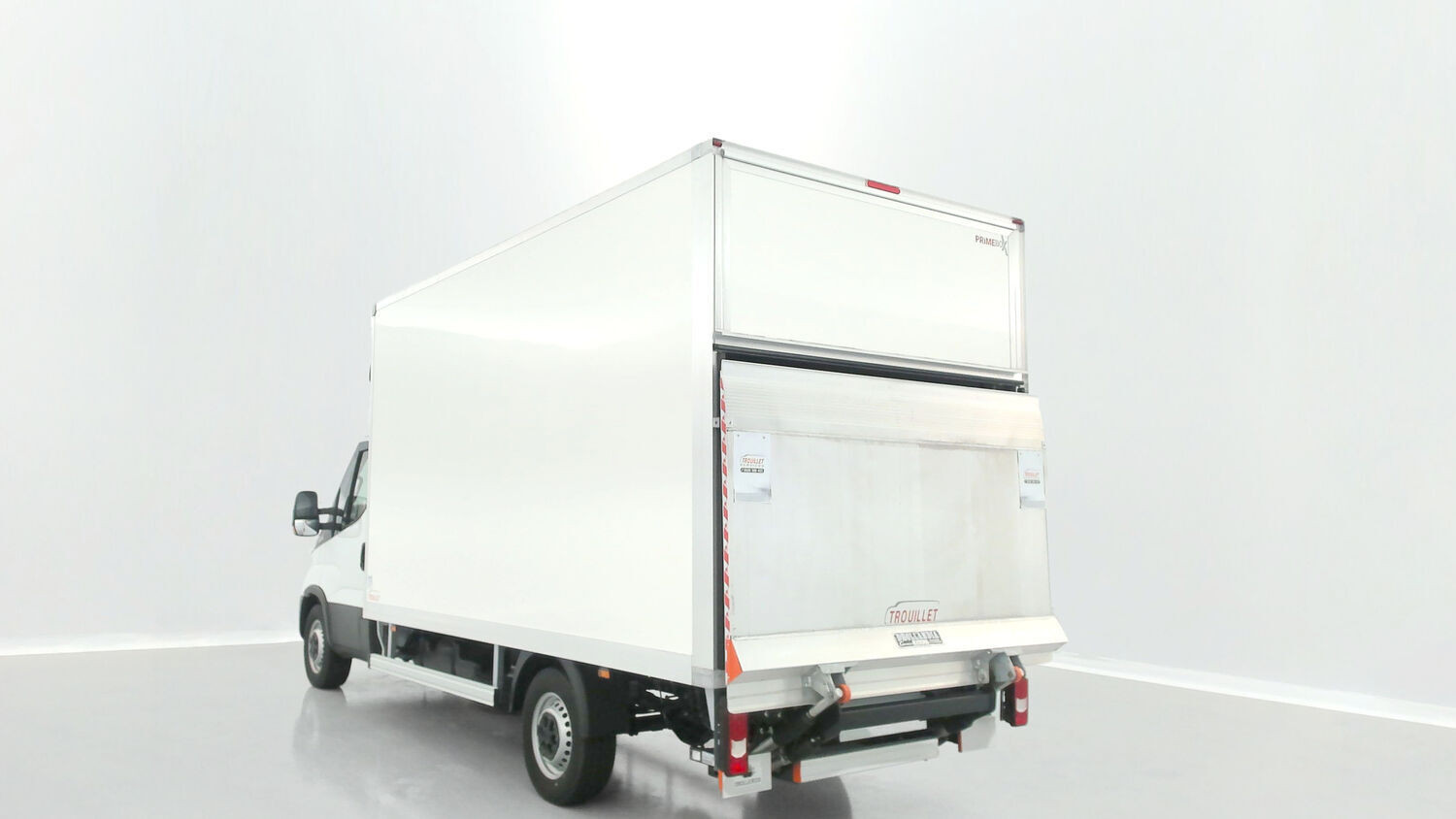 Vente en ligne Iveco Daily DAILY III 35S16HA8 4100 3.0 160ch Caisse Trouillet 20m³ au prix de 59 120 €