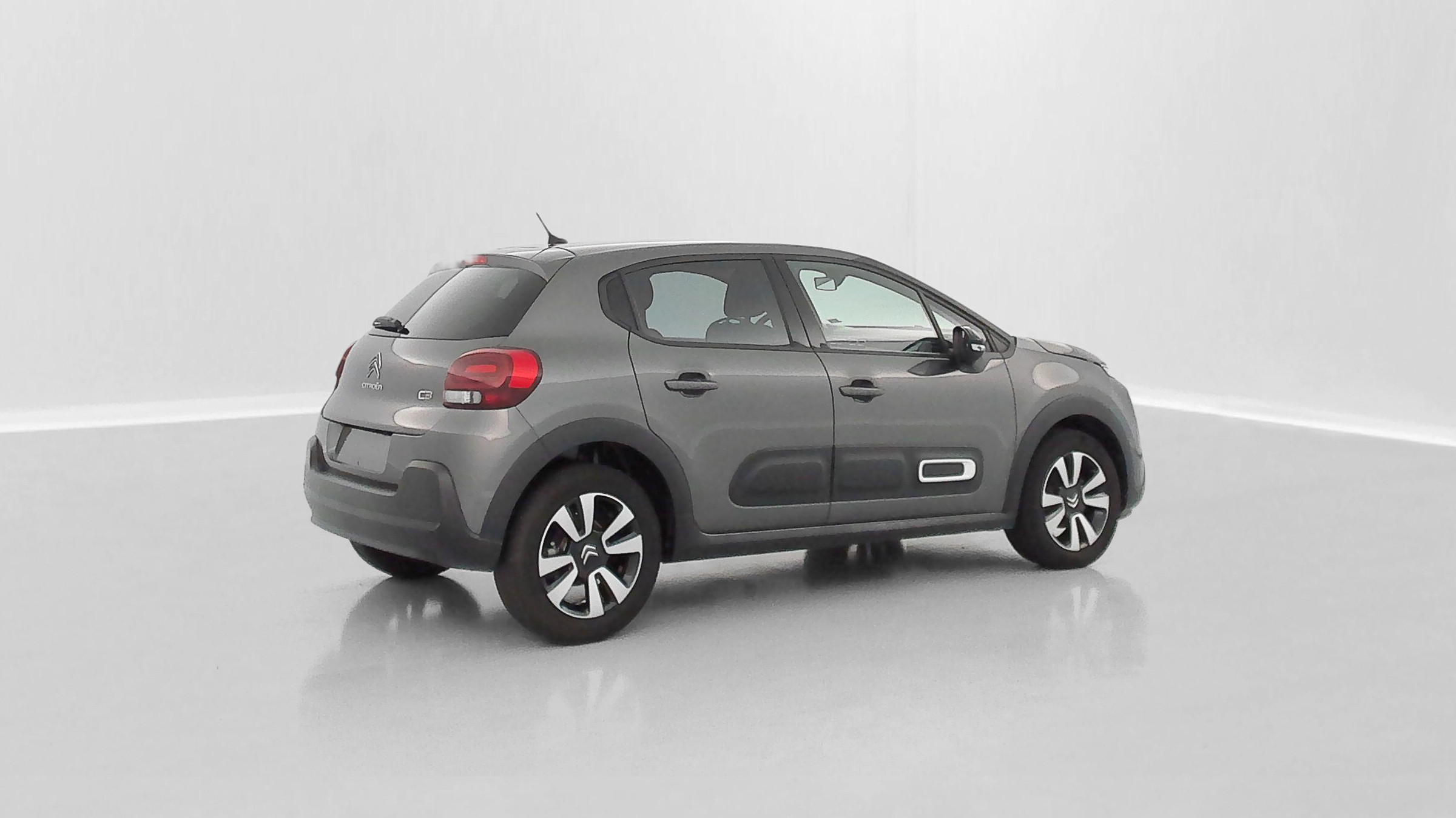 Vente en ligne Citroën C3 C3 III 1.2 PureTech 110ch Shine au prix de 17 200 €