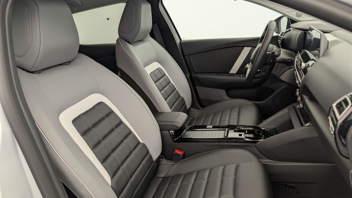 Vente en ligne Citroën C4 Hybride 145 e-DCS6 Max au prix de 22 950 €