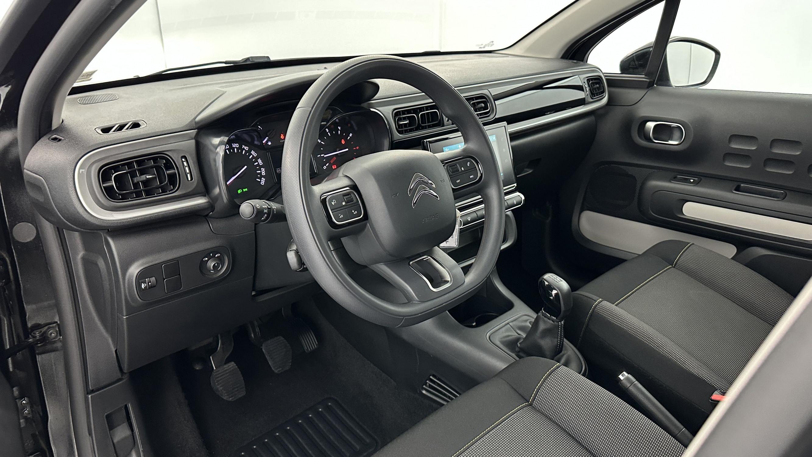 Vente en ligne Citroën C3 C3 1.2 PureTech 83ch Plus au prix de 16 210 €