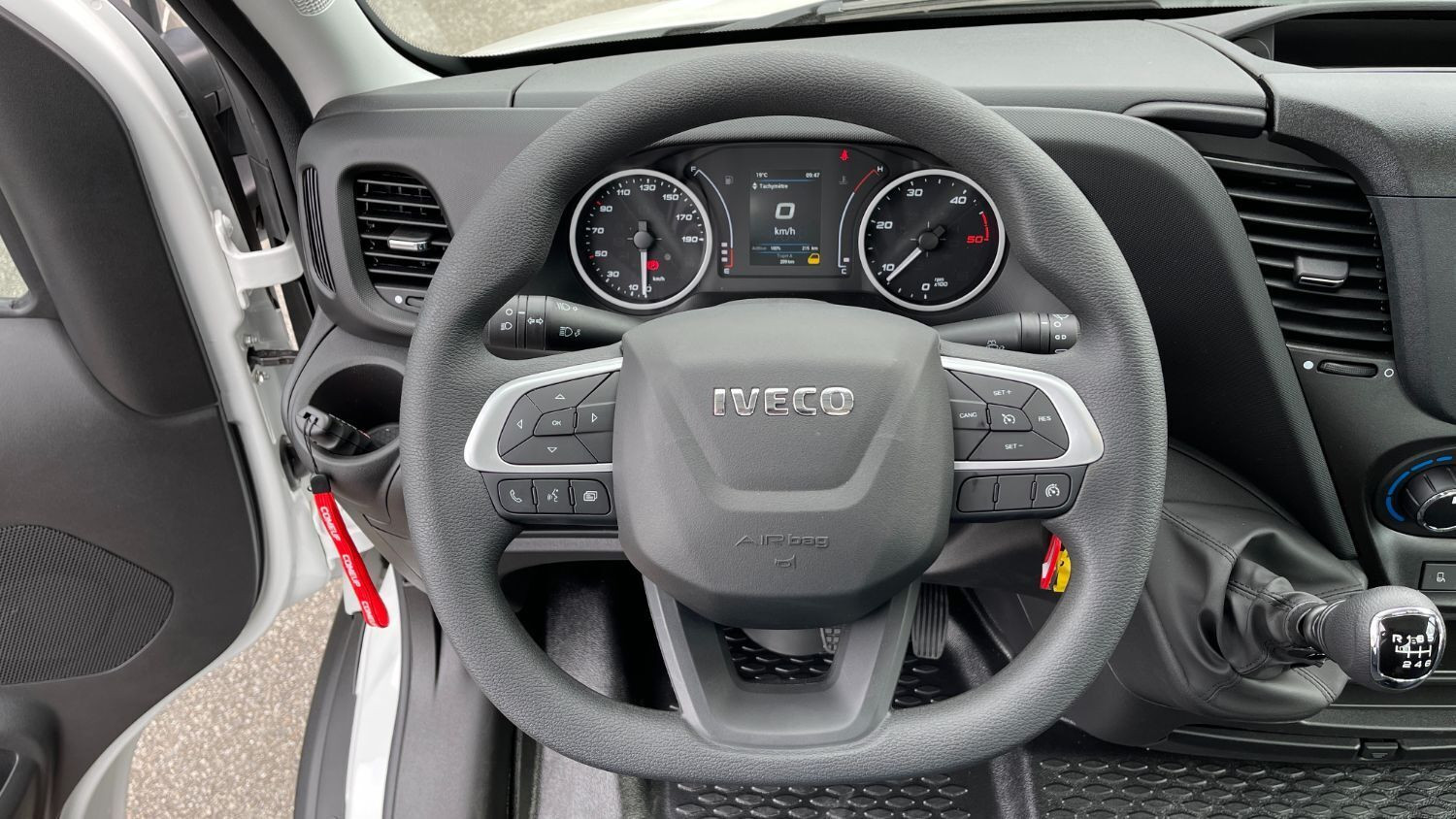 Vente en ligne Iveco Daily DAILY III 35S16H 4100 3.0 160ch Porte Voiture Plat'fix PF18 Alu au prix de 58 040 €