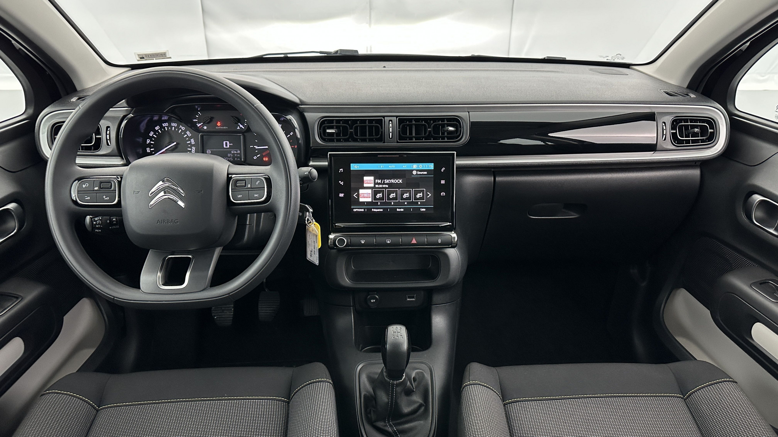 Vente en ligne Citroën C3 C3 1.2 PureTech 83ch Plus au prix de 16 210 €
