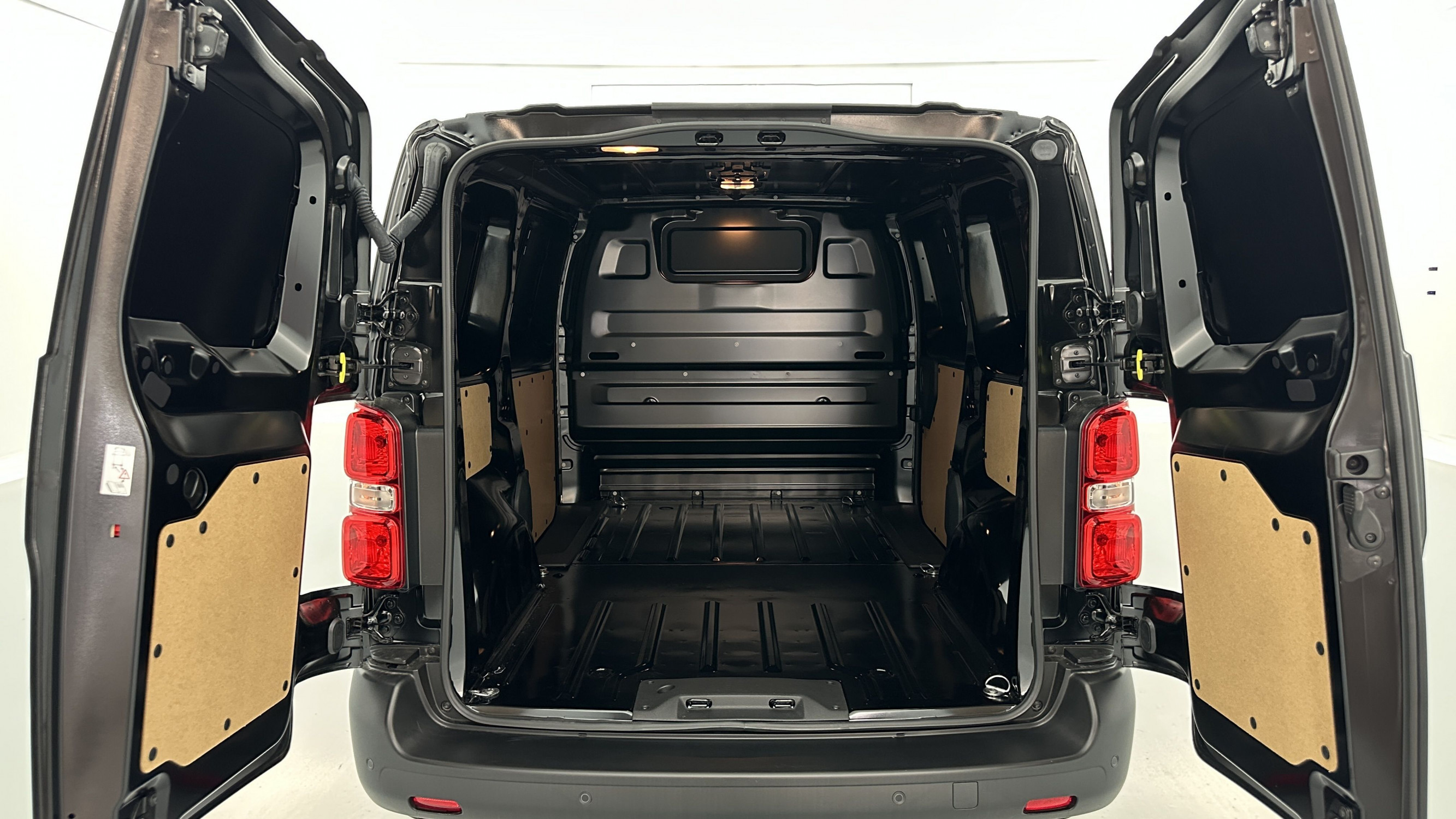 Vente en ligne Opel Vivaro Combi VIVARO M 2.0 BlueHDi 145ch au prix de 26 580 €