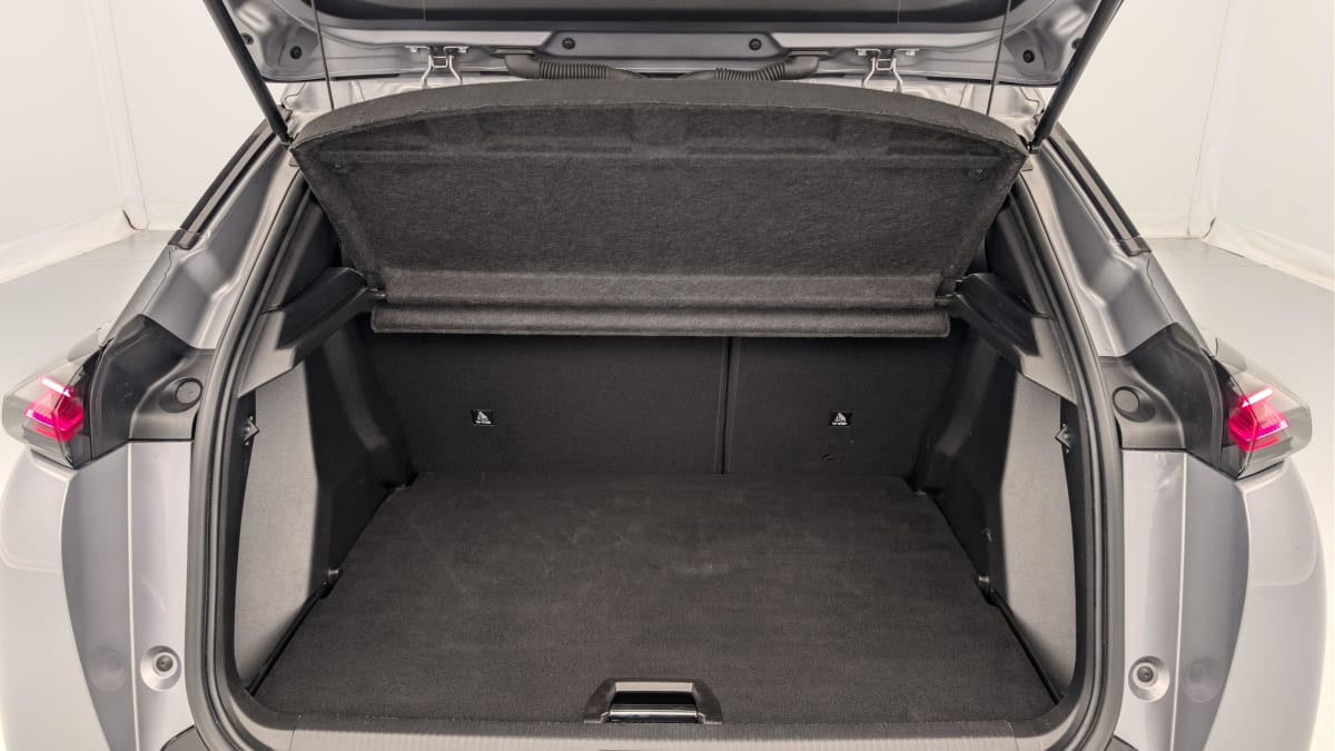 Vente en ligne Peugeot 2008 Hybrid 136 e-DCS6 Allure au prix de 22 950 €