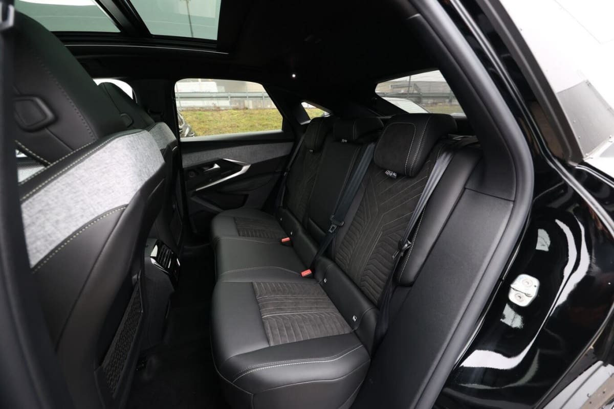 Vente en ligne Peugeot 3008 Hybrid 145 e-DCS6 GT au prix de 36 480 €