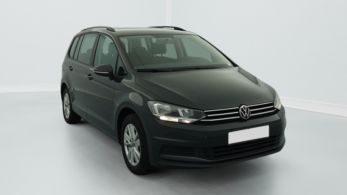 Volkswagen Touran 1.5 TSI EVO 150 7PL LOUNGE occasion de 2021 en vente à Rennes