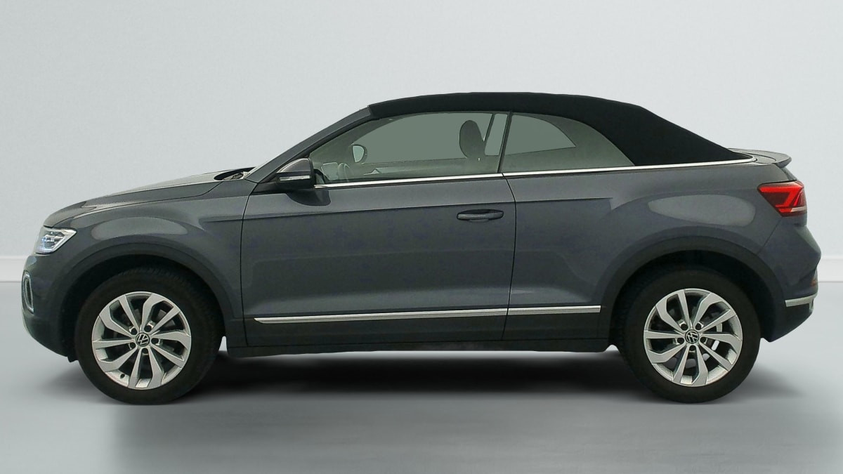 Vente en ligne Volkswagen T-Roc Cabriolet 1.0 TSI 110 Start Stop BVM6 Style au prix de 25 420 €