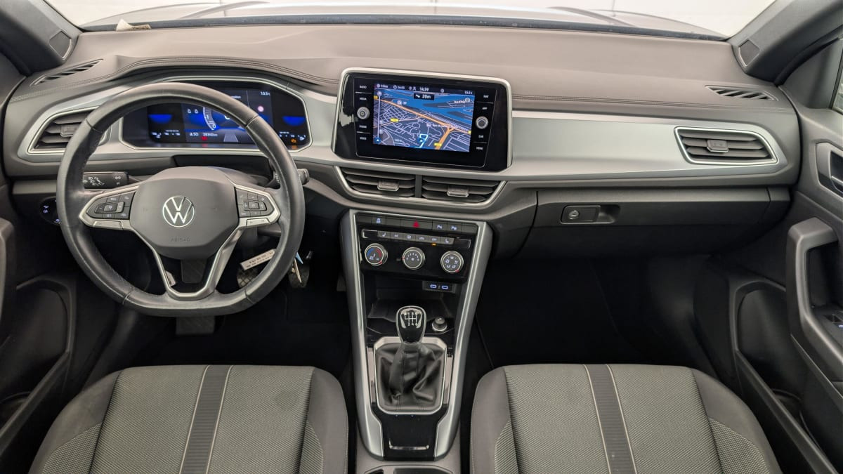 Vente en ligne Volkswagen T-Roc Cabriolet 1.0 TSI 110 Start Stop BVM6 Style au prix de 25 420 €