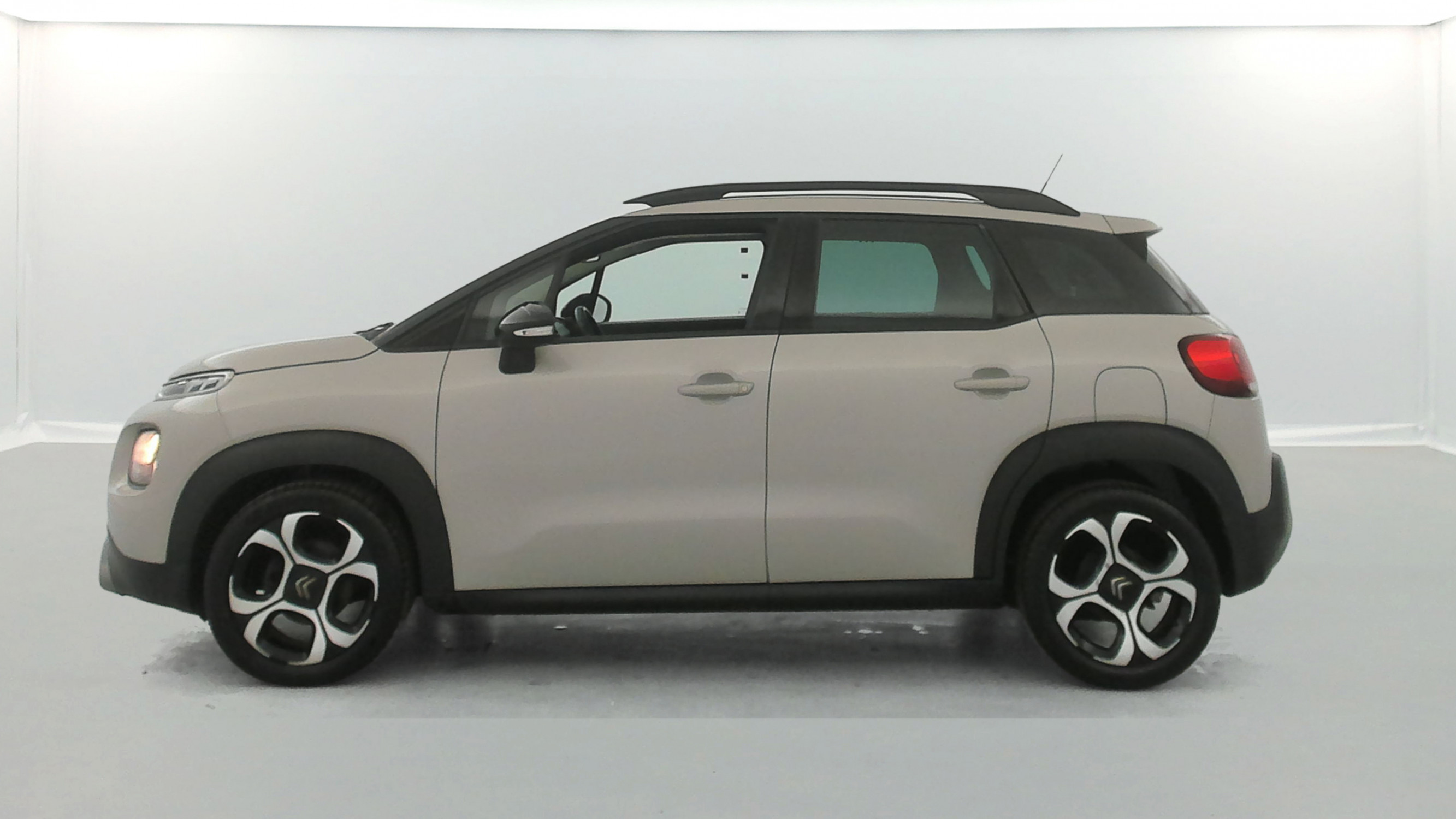 Vente en ligne Citroën C3 Aircross BlueHDi 100ch Shine + Roue de secours au prix de 11 990 €