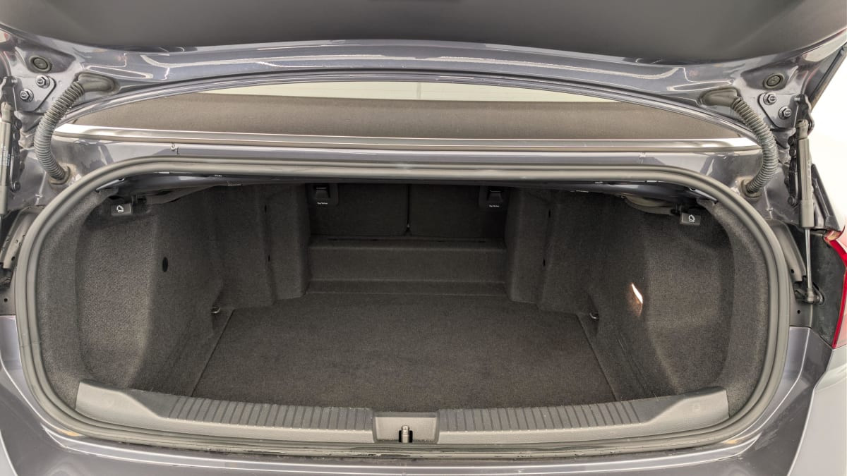 Vente en ligne Volkswagen T-Roc Cabriolet 1.0 TSI 110 Start Stop BVM6 Style au prix de 25 420 €