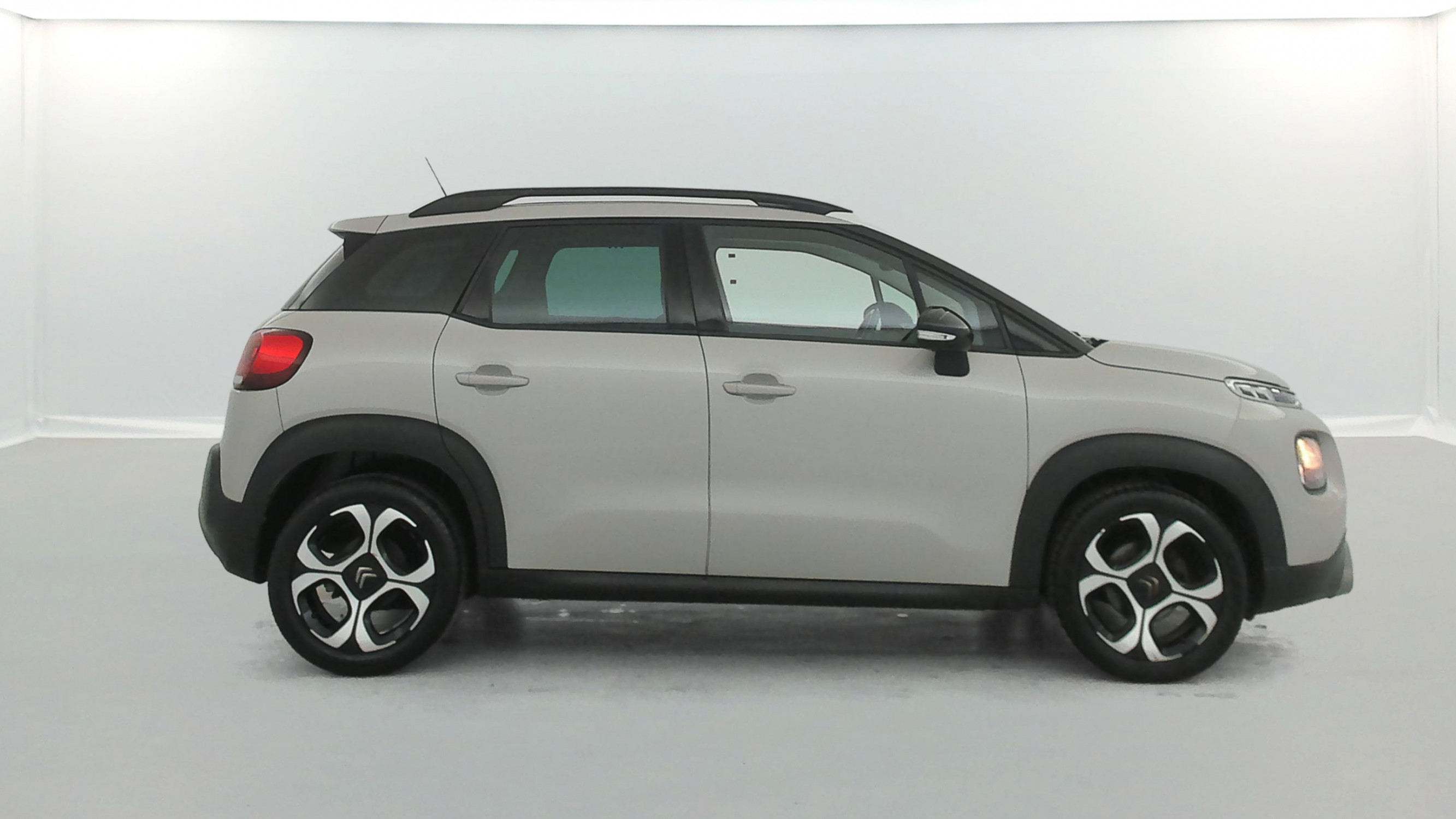 Vente en ligne Citroën C3 Aircross BlueHDi 100ch Shine + Roue de secours au prix de 11 990 €