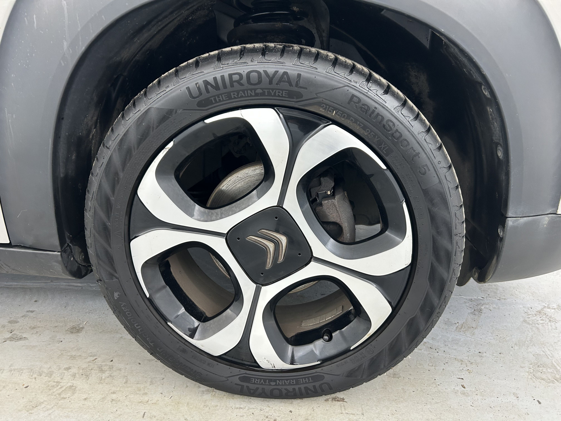 Vente en ligne Citroën C3 Aircross BlueHDi 100ch Shine + Roue de secours au prix de 11 990 €