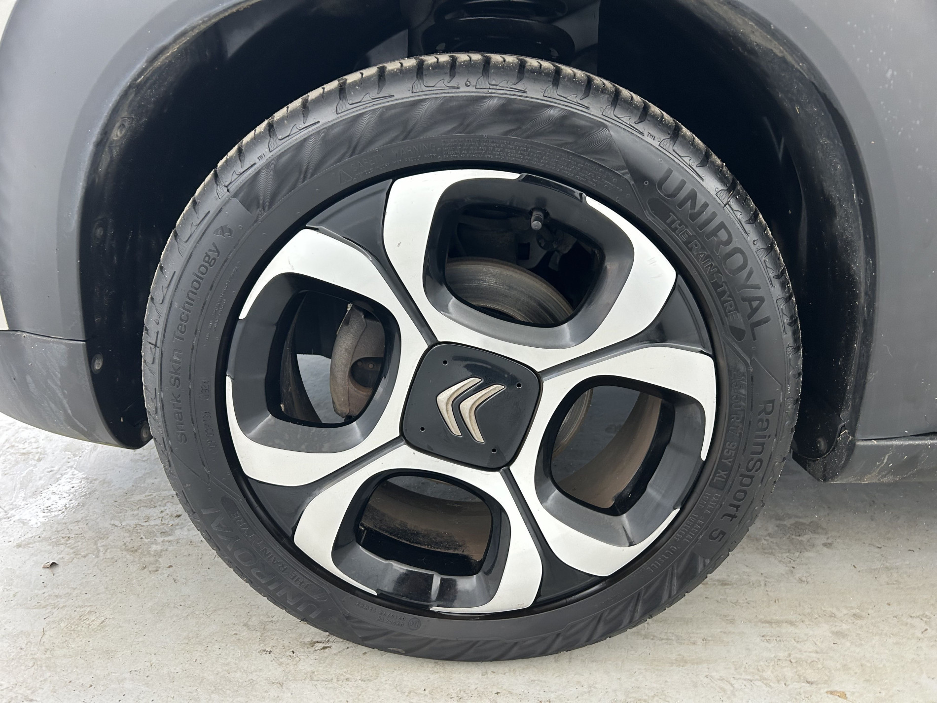 Vente en ligne Citroën C3 Aircross BlueHDi 100ch Shine + Roue de secours au prix de 11 990 €