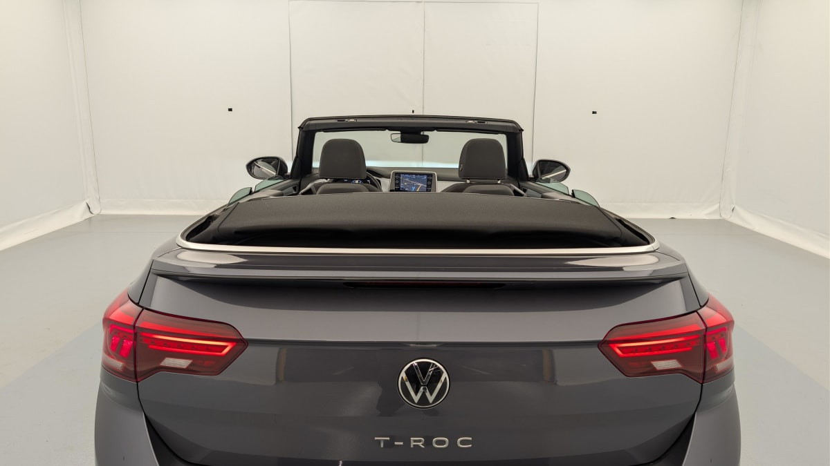 Vente en ligne Volkswagen T-Roc Cabriolet 1.0 TSI 110 Start Stop BVM6 Style au prix de 25 420 €