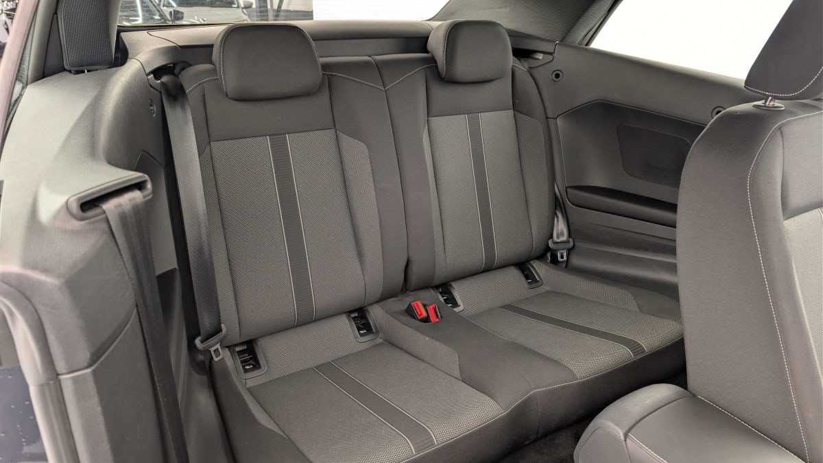 Vente en ligne Volkswagen T-Roc Cabriolet 1.0 TSI 110 Start Stop BVM6 Style au prix de 25 420 €