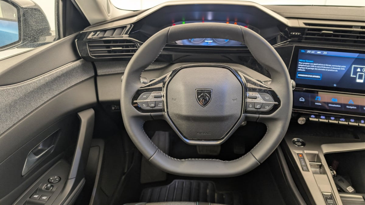 Vente en ligne Peugeot 308 Hybrid 145 e-DCS6 Allure au prix de 24 390 €