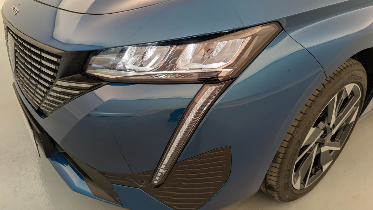 Vente en ligne Peugeot 308 Hybrid 145 e-DCS6 Allure au prix de 24 390 €