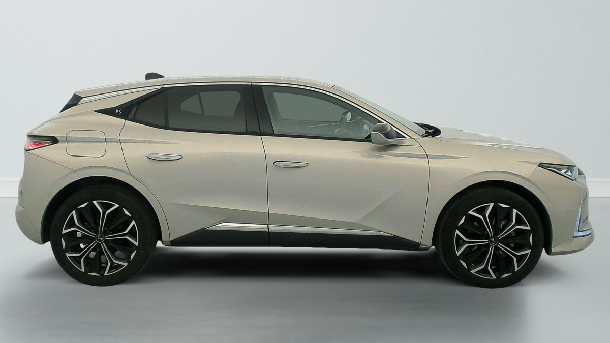 Vente en ligne Ds DS4 PureTech 130 EAT8 Etoile - Alcantara au prix de 23 360 €