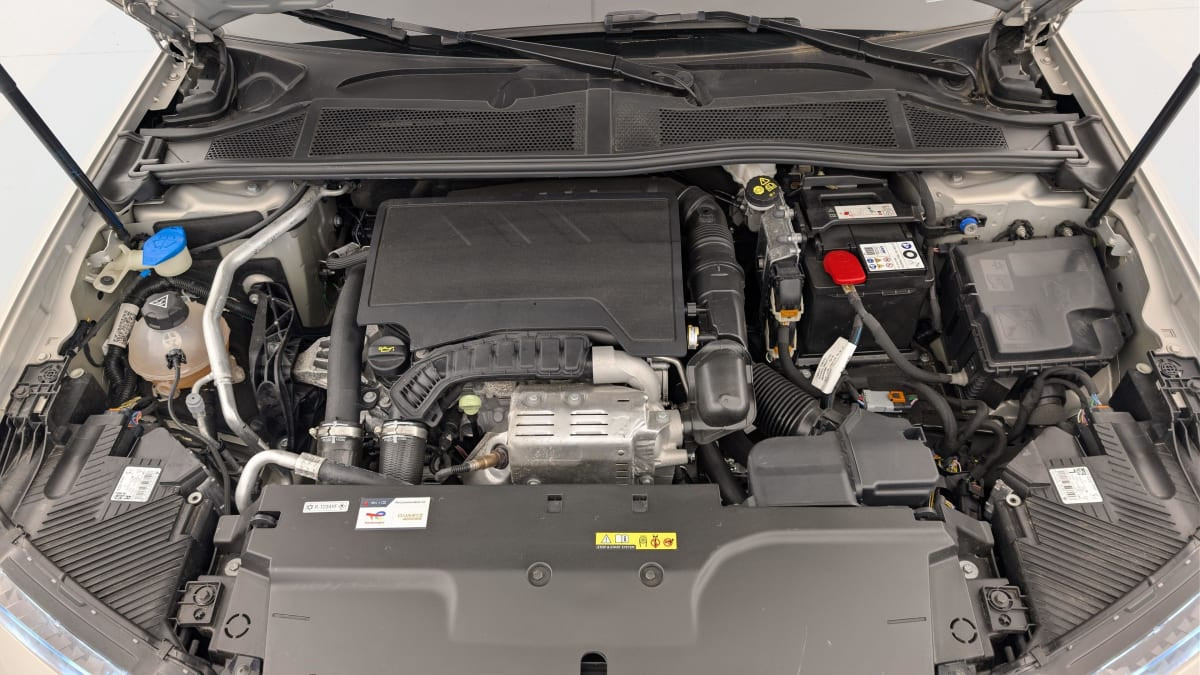 Vente en ligne Ds DS4 PureTech 130 EAT8 Etoile - Alcantara au prix de 23 360 €