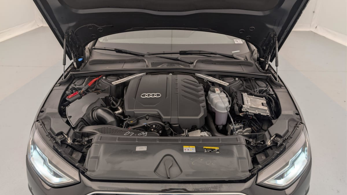 Vente en ligne Audi A4 Avant 35 TFSI 150 S tronic 7 Design au prix de 24 390 €