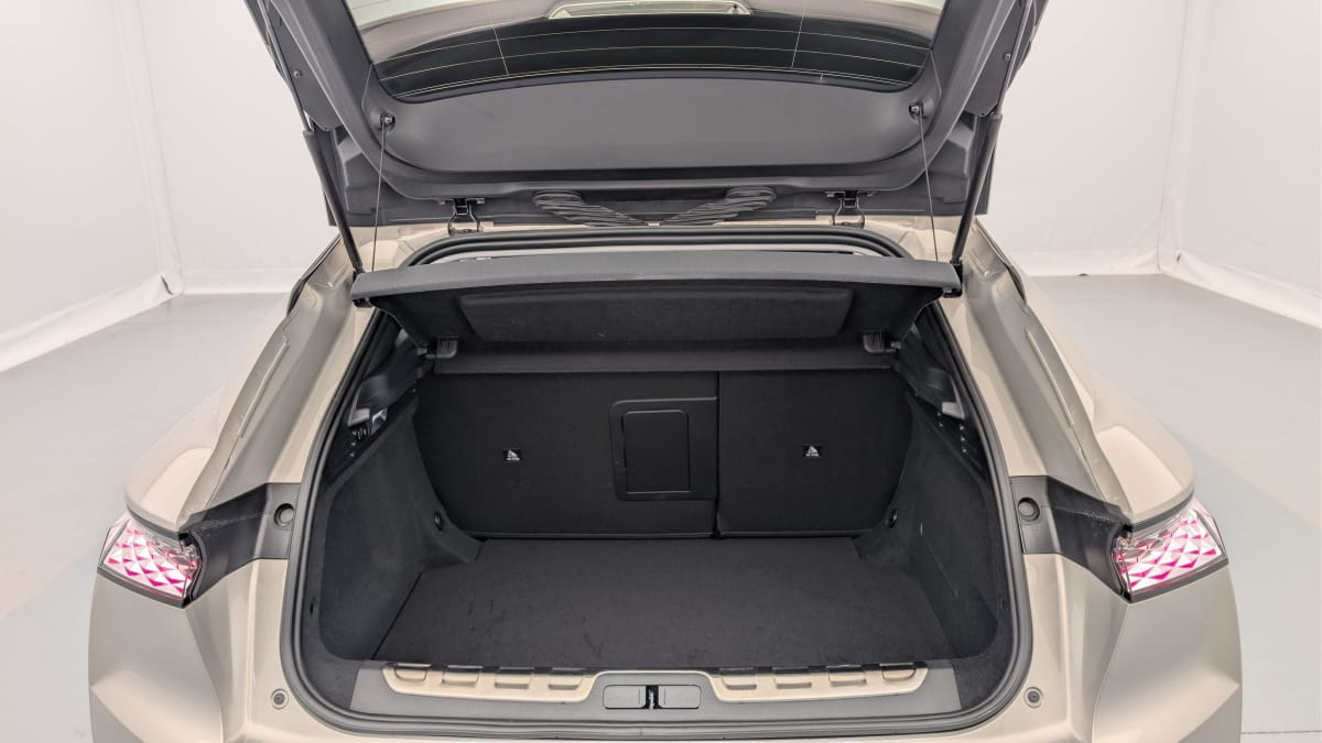 Vente en ligne Ds DS4 PureTech 130 EAT8 Etoile - Alcantara au prix de 23 360 €