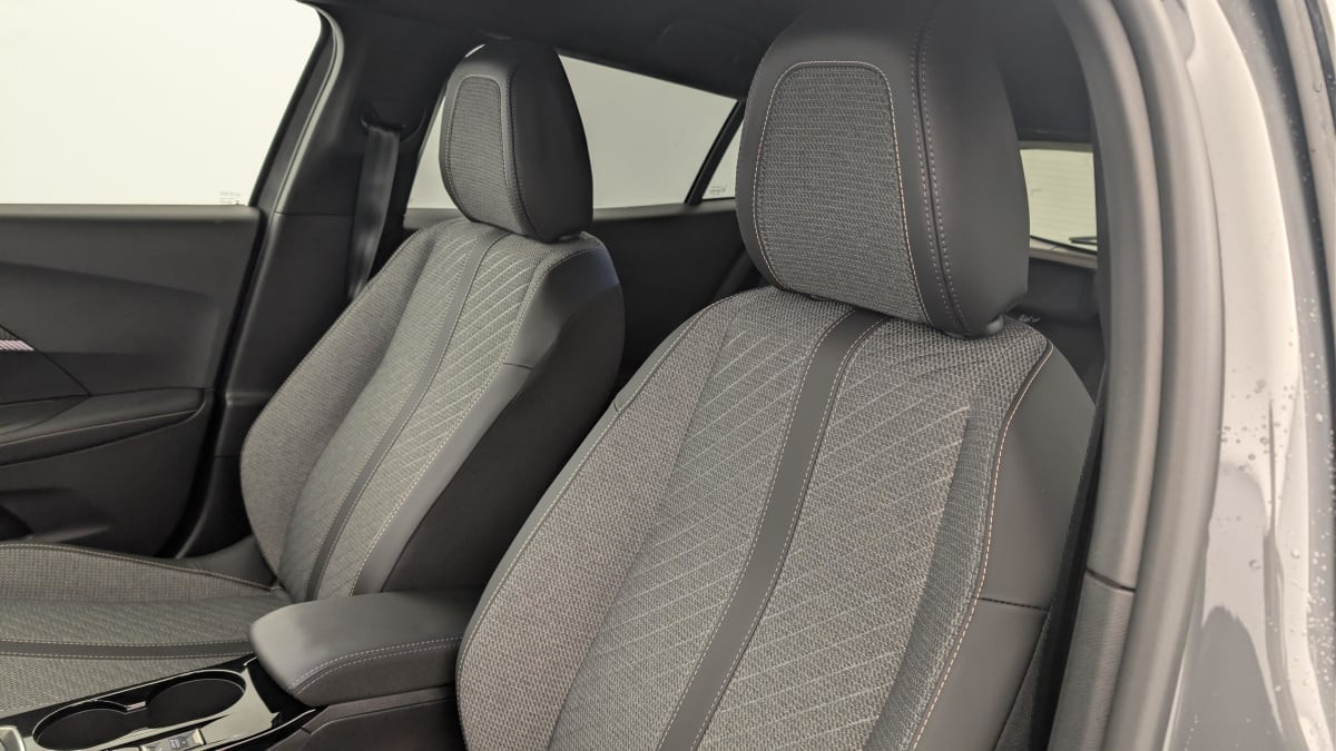 Vente en ligne Peugeot 2008 100 S S BVM6 Allure au prix de 19 240 €