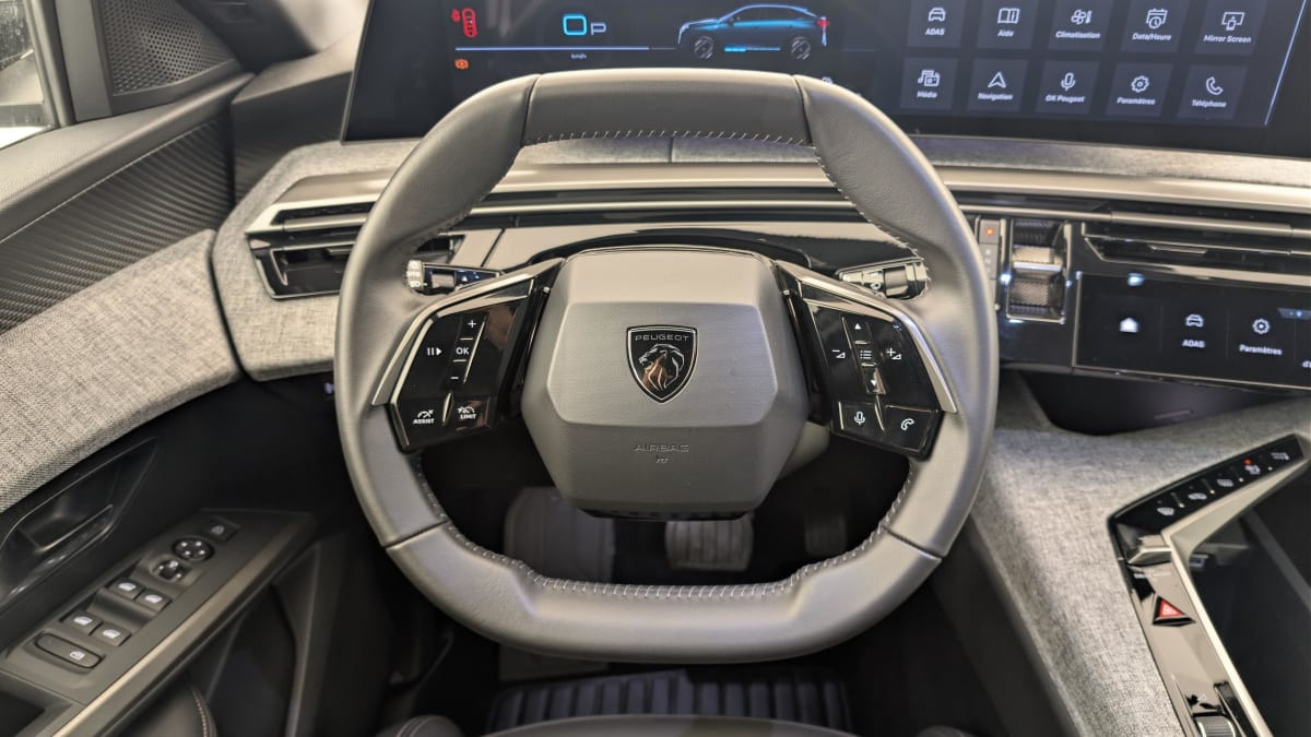 Vente en ligne Peugeot 3008 Hybrid 145 e-DCS6 Allure au prix de 27 070 €