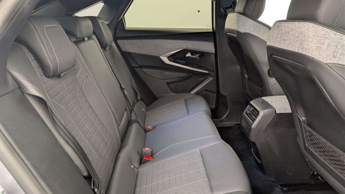 Vente en ligne Peugeot 3008 Hybrid 145 e-DCS6 GT au prix de 29 540 €