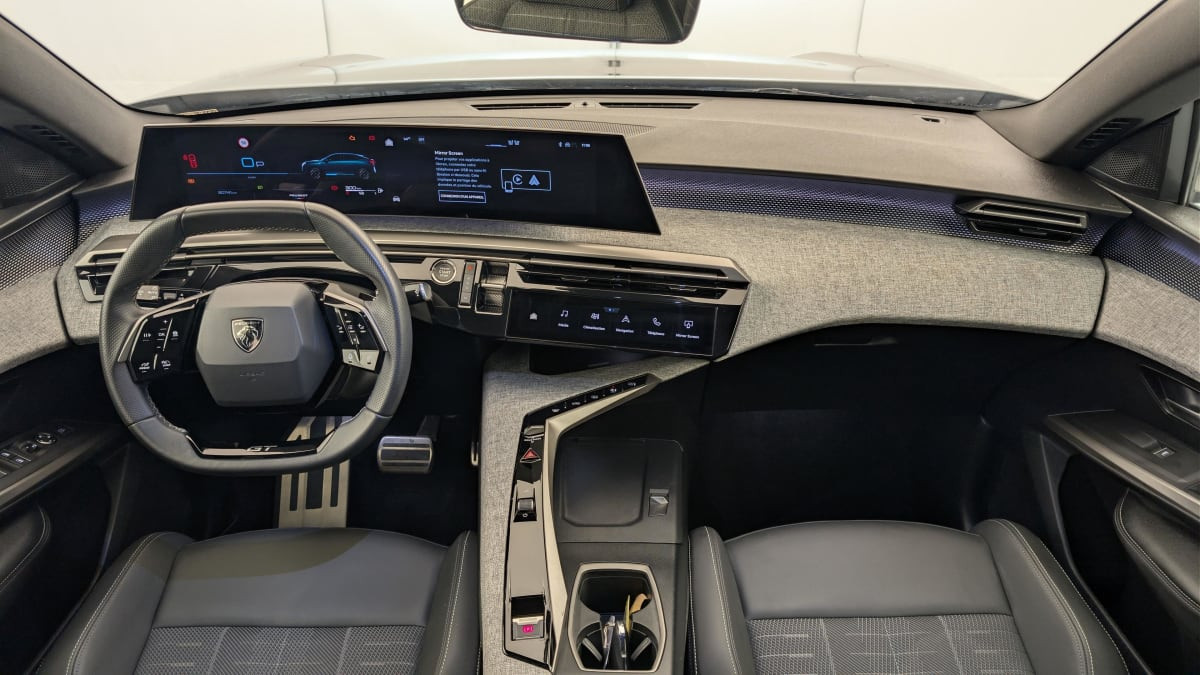 Vente en ligne Peugeot 3008 Hybrid 145 e-DCS6 GT au prix de 29 540 €