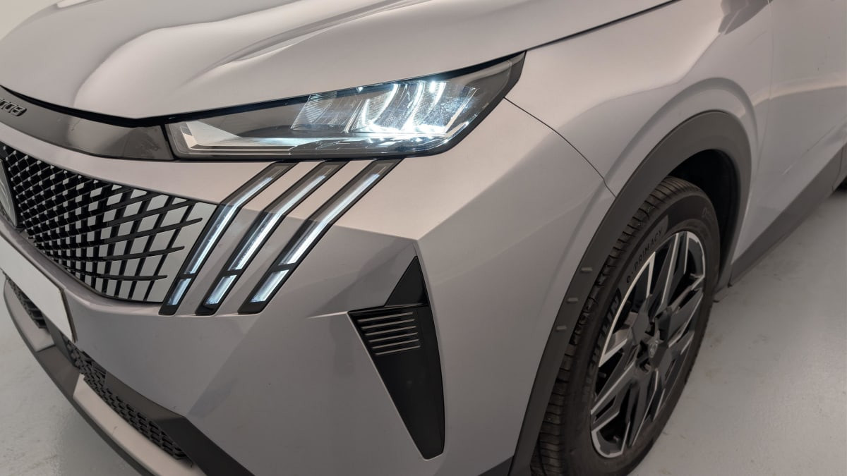 Vente en ligne Peugeot 3008 Hybrid 145 e-DCS6 Allure au prix de 27 070 €