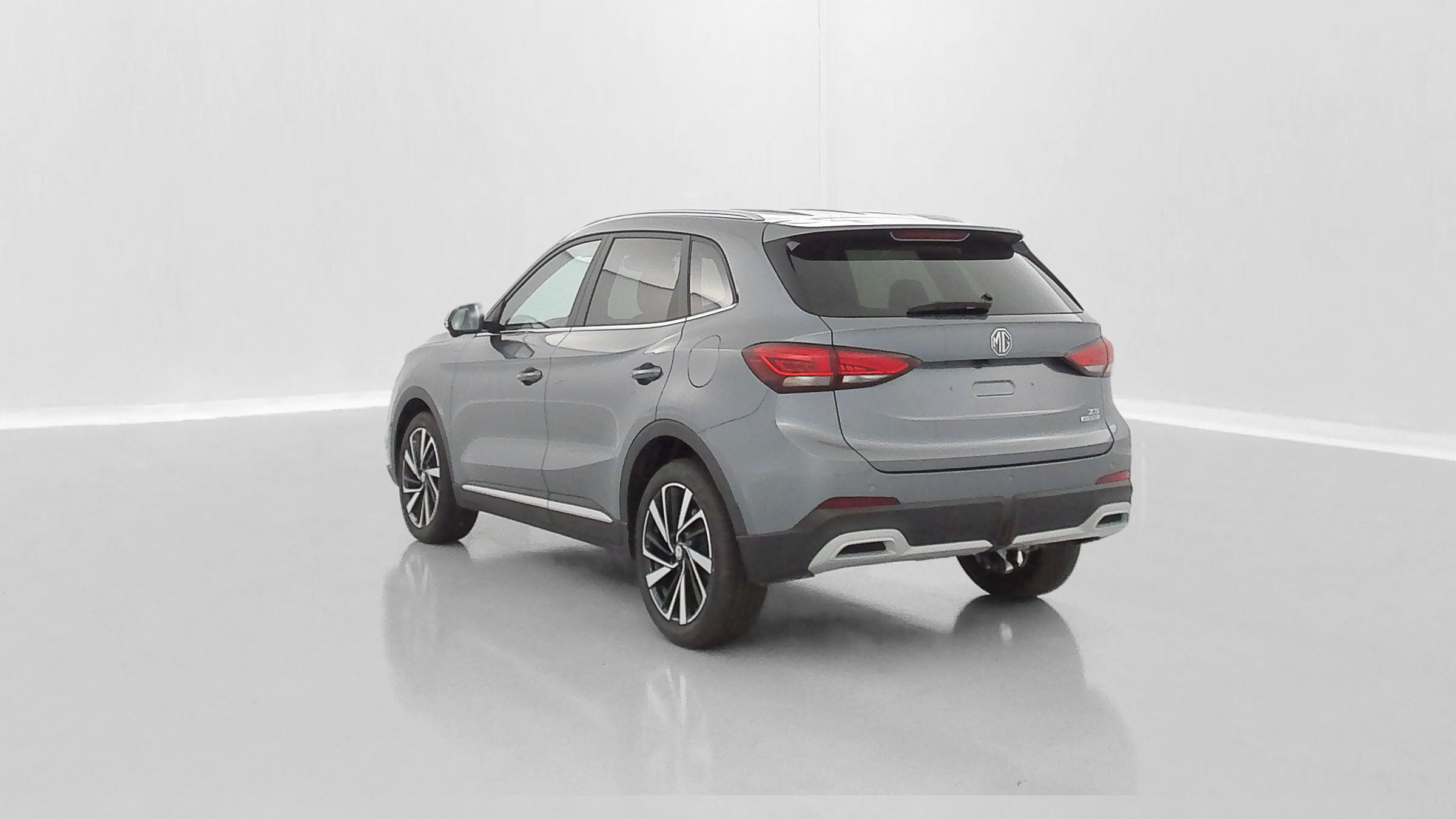 Vente en ligne Mg ZS ZS 1.5L Hybrid+ 197ch Luxury au prix de 25 100 €