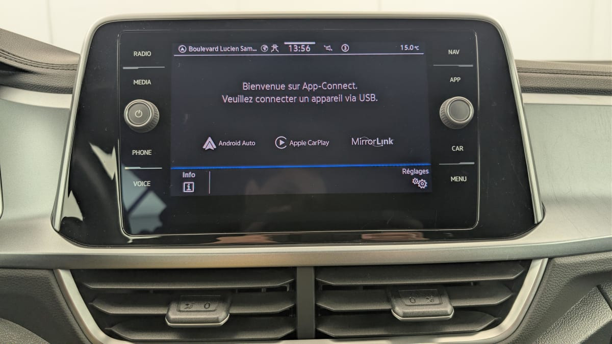 Vente en ligne Volkswagen T-Roc Cabriolet 1.5 TSI EVO 150 START STOP BVM6 STYLE au prix de 26 450 €