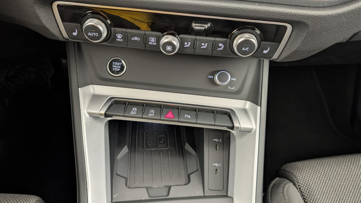 Vente en ligne Audi Q3 35 TDI 150 ch S tronic 7 Design au prix de 33 660 €