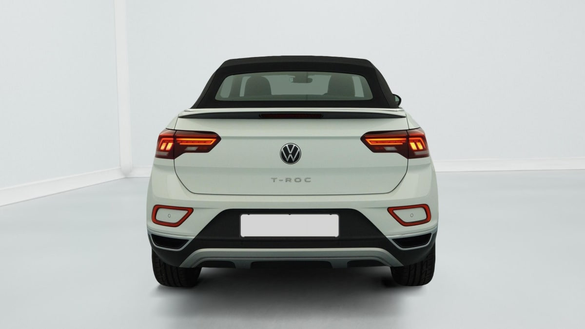 Vente en ligne Volkswagen T-Roc Cabriolet 1.5 TSI EVO 150 START STOP BVM6 STYLE au prix de 26 450 €