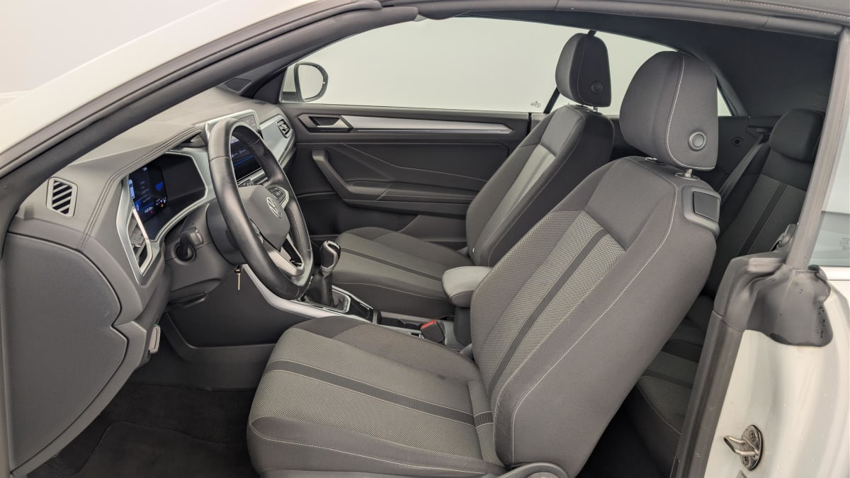 Vente en ligne Volkswagen T-Roc Cabriolet 1.5 TSI EVO 150 START STOP BVM6 STYLE au prix de 26 450 €