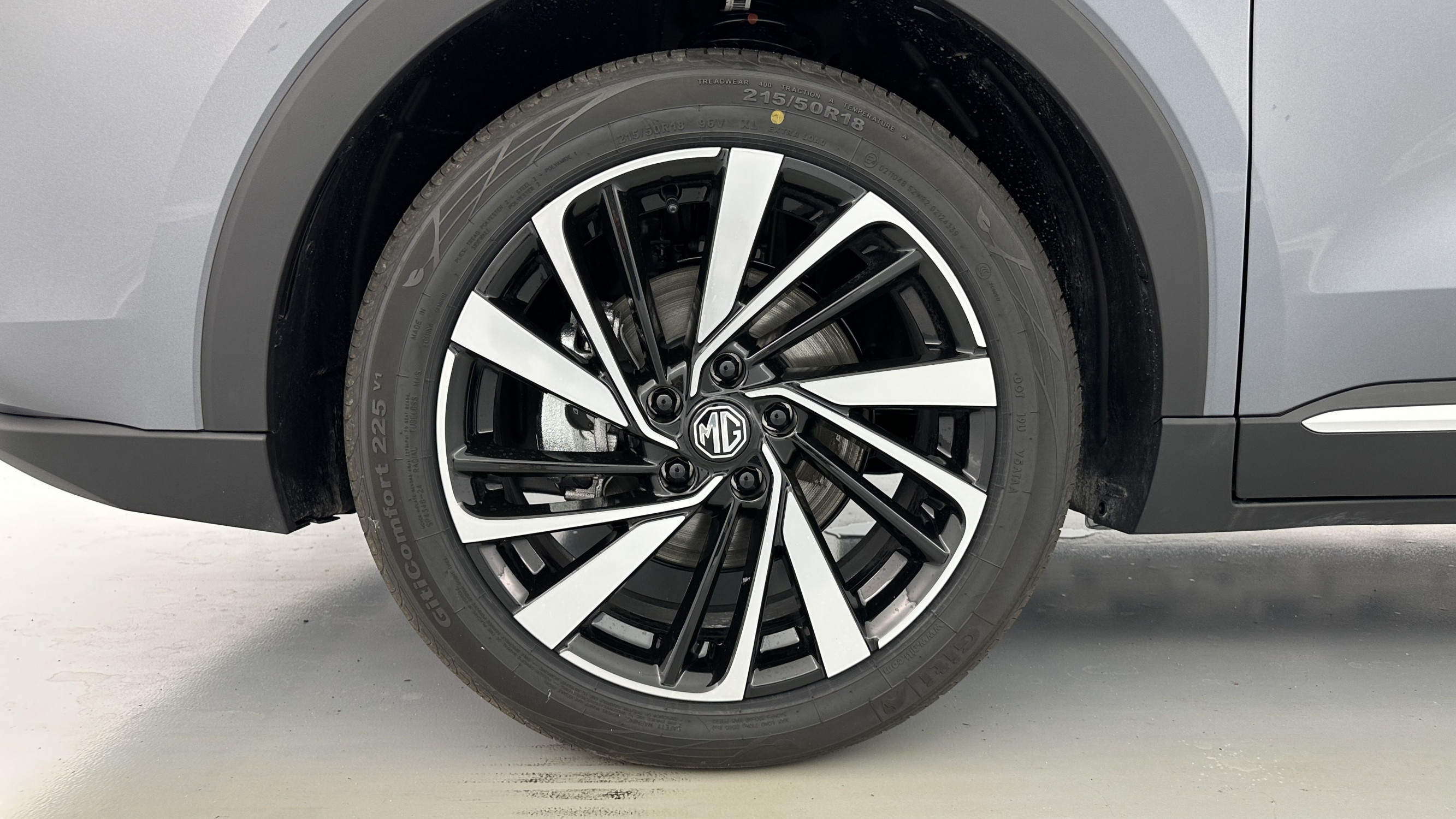 Vente en ligne Mg ZS ZS 1.5L Hybrid+ 197ch Luxury au prix de 25 100 €