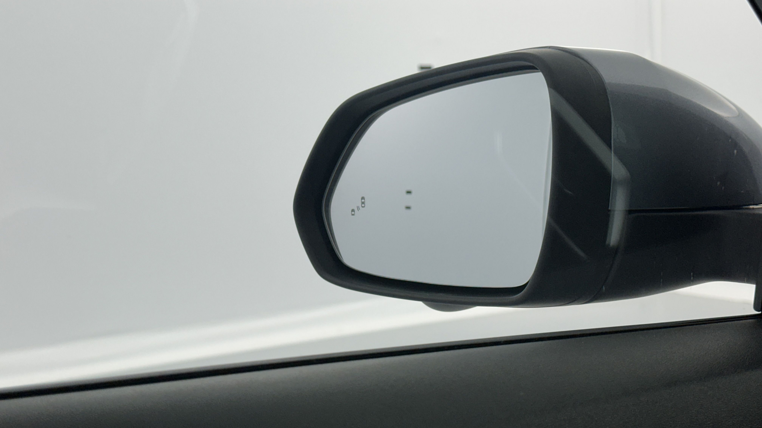 Vente en ligne Mg ZS ZS 1.5L Hybrid+ 197ch Luxury au prix de 25 100 €