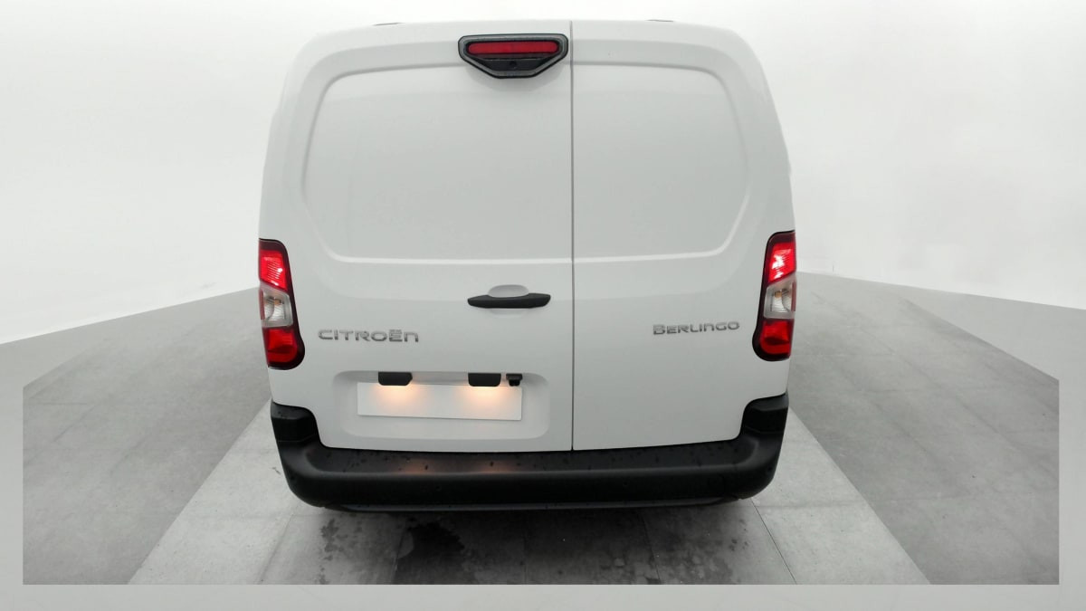 Vente en ligne Citroën Berlingo Fourgon M DIESEL 100 CH MANUELLE au prix de 20 530 €