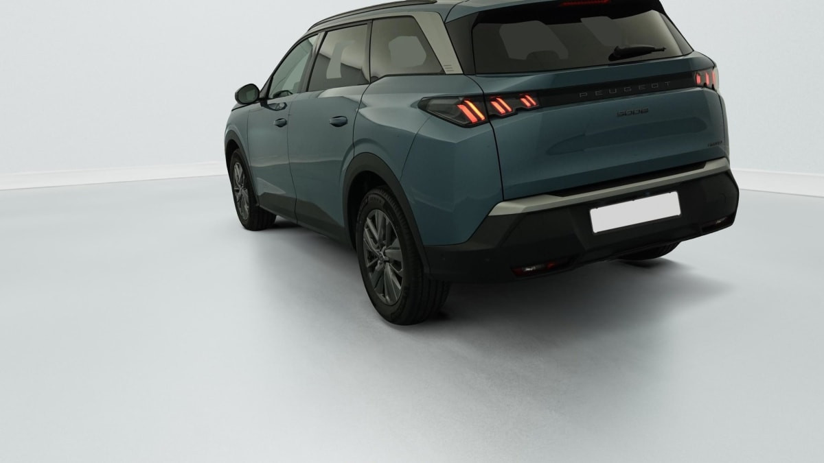 Vente en ligne Peugeot 5008 HYBRID 145 CH E-DCS6 ALLURE au prix de 30 570 €