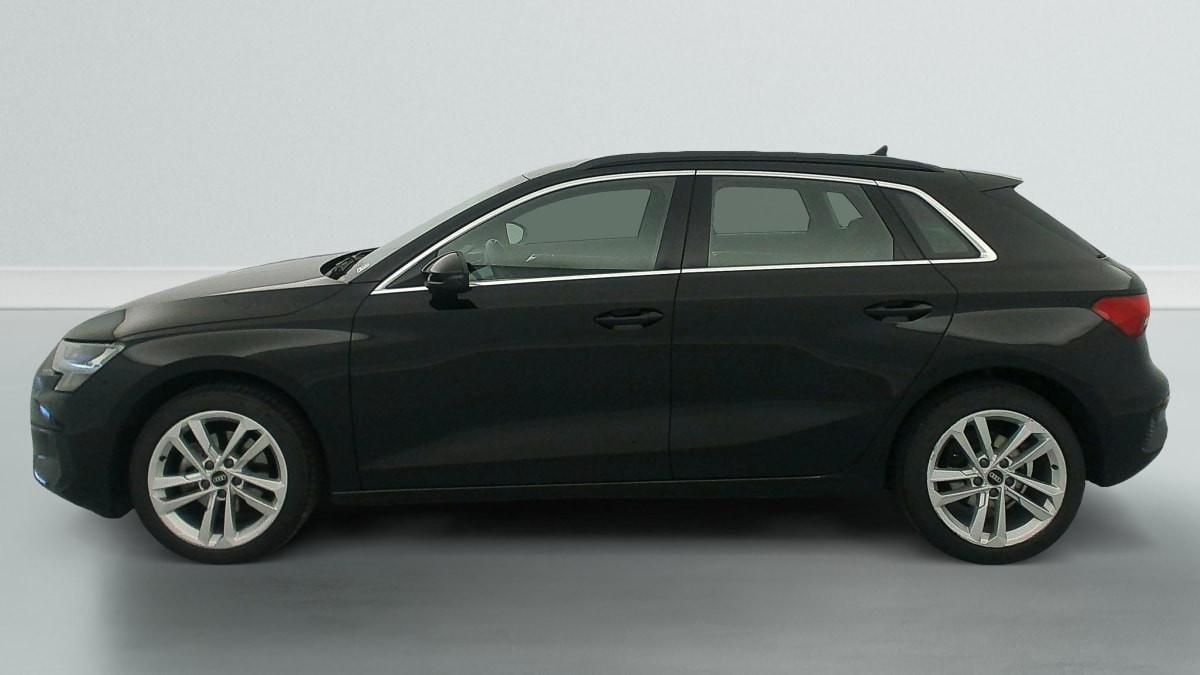 Vente en ligne Audi A3 30 TFSI Mild Hybrid 110 S tronic 7 Design au prix de 24 390 €