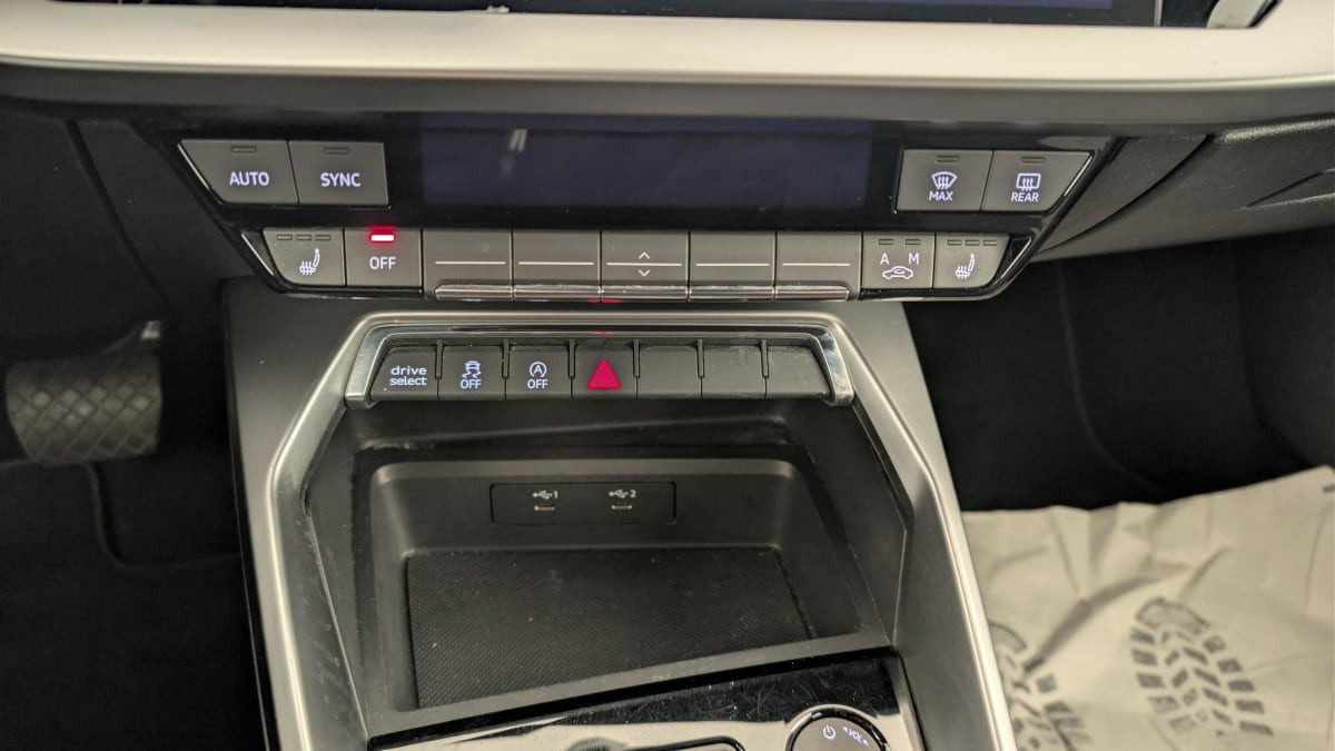 Vente en ligne Audi A3 30 TFSI Mild Hybrid 110 S tronic 7 Design au prix de 24 390 €