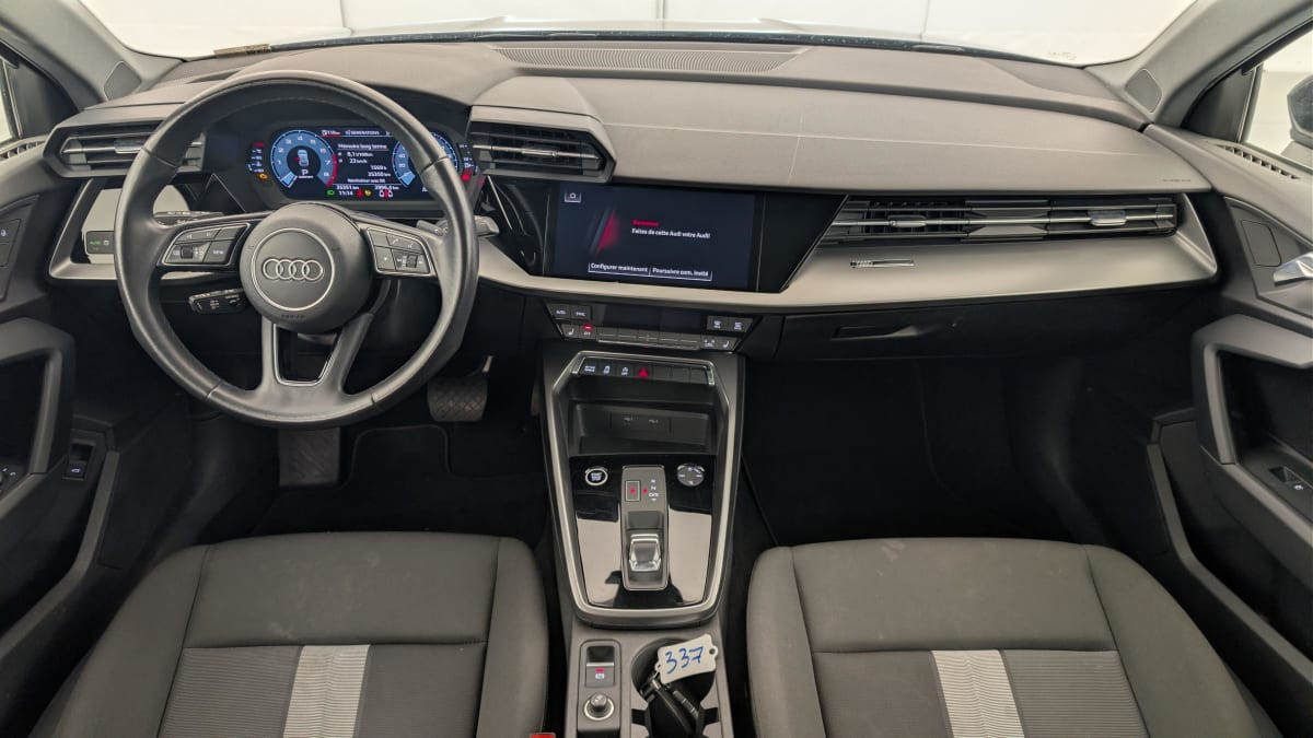 Vente en ligne Audi A3 30 TFSI Mild Hybrid 110 S tronic 7 Design au prix de 24 390 €